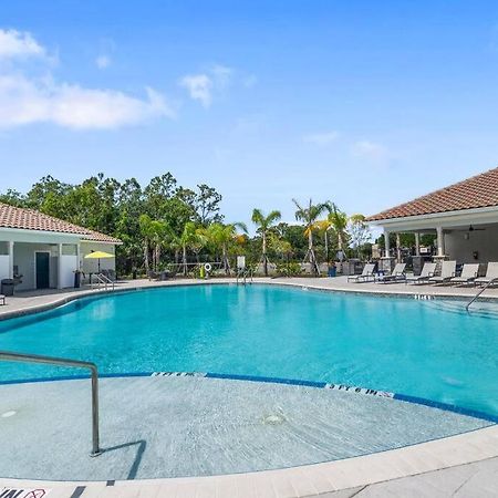Elegant 1Br/1Ba Condo With Pool, Gym And Laundry Μελβούρνη Εξωτερικό φωτογραφία